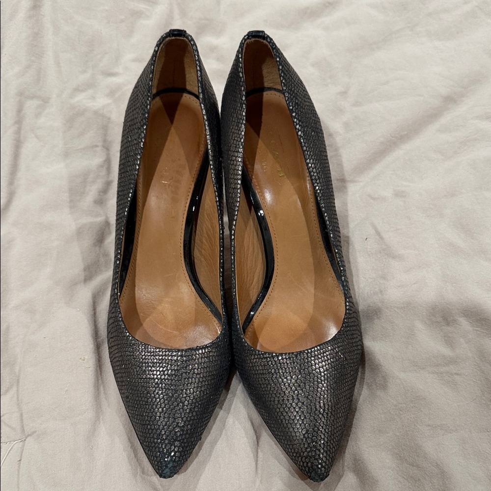 Coach Elegant Black Textured Women's Pumps